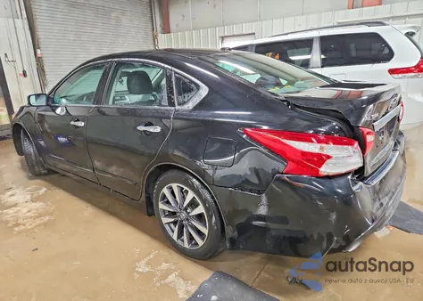 2017 Nissan Altima 2.5 z USA, uszkodzony, nr VIN 1N4AL3AP3HC242645